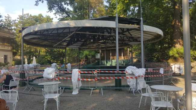 gazebo v g