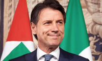 giuseppe conte sorriso