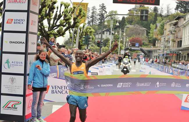 half marathon vincitore.2015