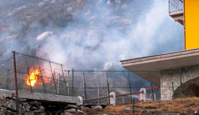 incendio casa esterno