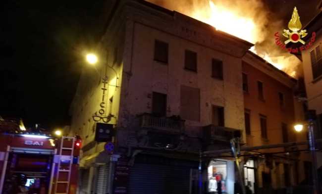 incendio luino