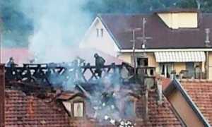 incendio tetto casa danni