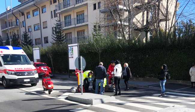 incidente via cassino moto