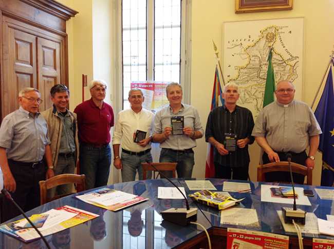 insieme dono giugno presentazione