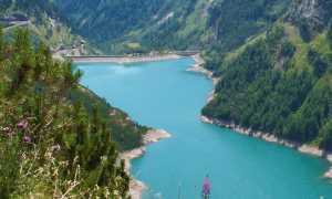 lago artificiale