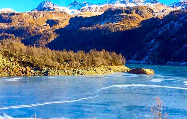 lago devero ghiaccio