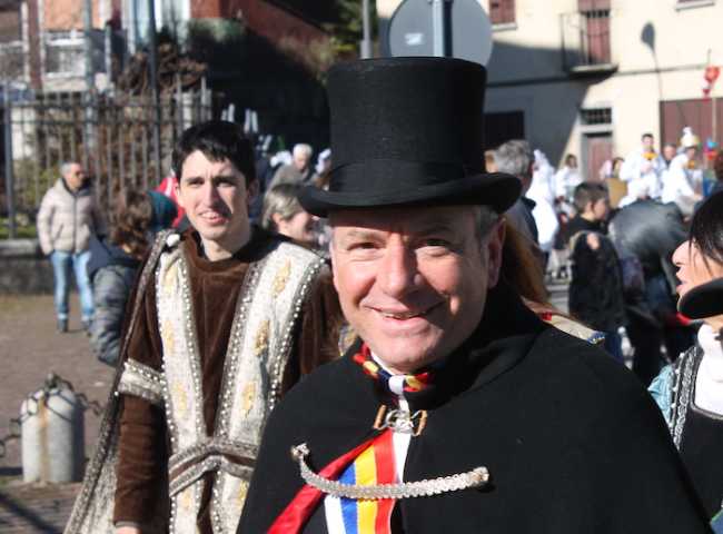 loraschi copia