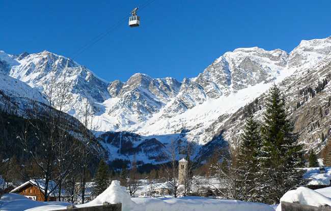macugnaga monte rosa funivia neve