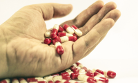 mano farmaci