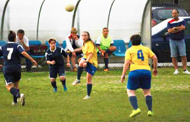 masera calcio maglia gialla