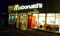 mc donalds scritta notte