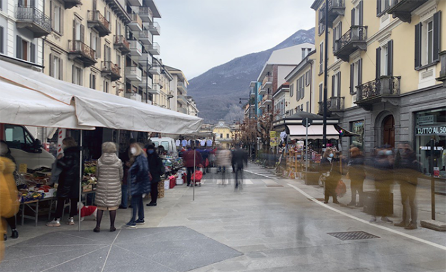 mercato domo vuoto brutto tempo