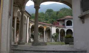 mergozzo Porticato delle Cappelle