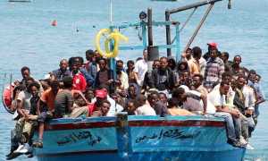 migranti barca profughi