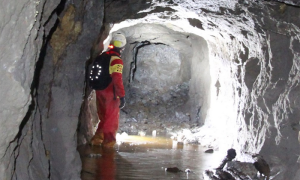 miniera antrona speleologo uomo