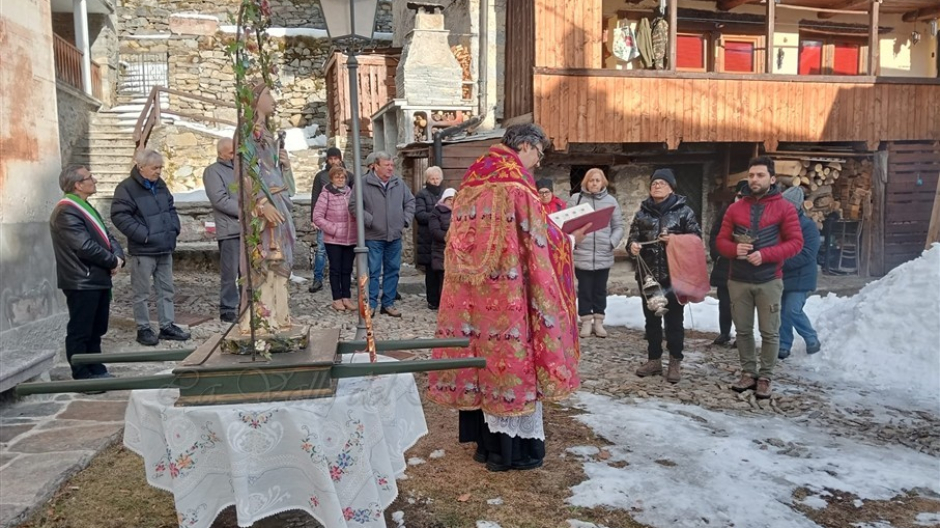Mondelli, la festa per Sant'Agata. Devozione in quota - Foto