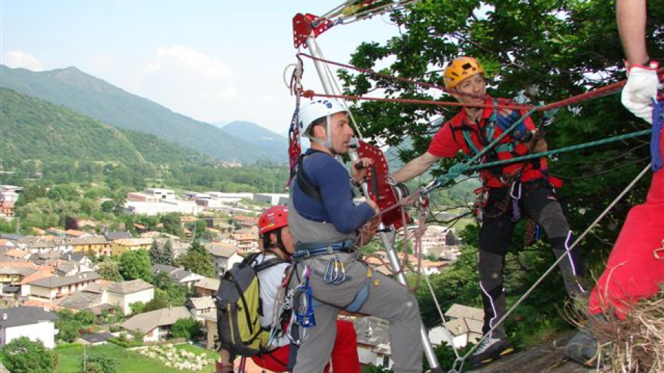 Ornavasso: serata della montagna, tra soccorso alpino e la spedizone in Himalaya