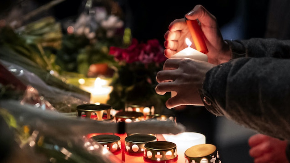 Crans-Montana, la Svizzera si ferma: giornata di lutto nazionale