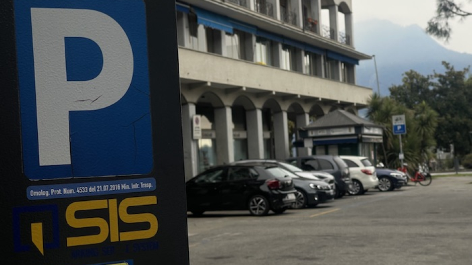 Verbania, aumentano le tariffe dei parcheggi: il PD attacca la giunta Albertella