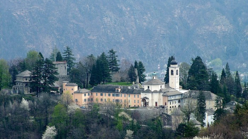 Invenzione della S. Croce: la festa religiosa, la benedizione alla città 