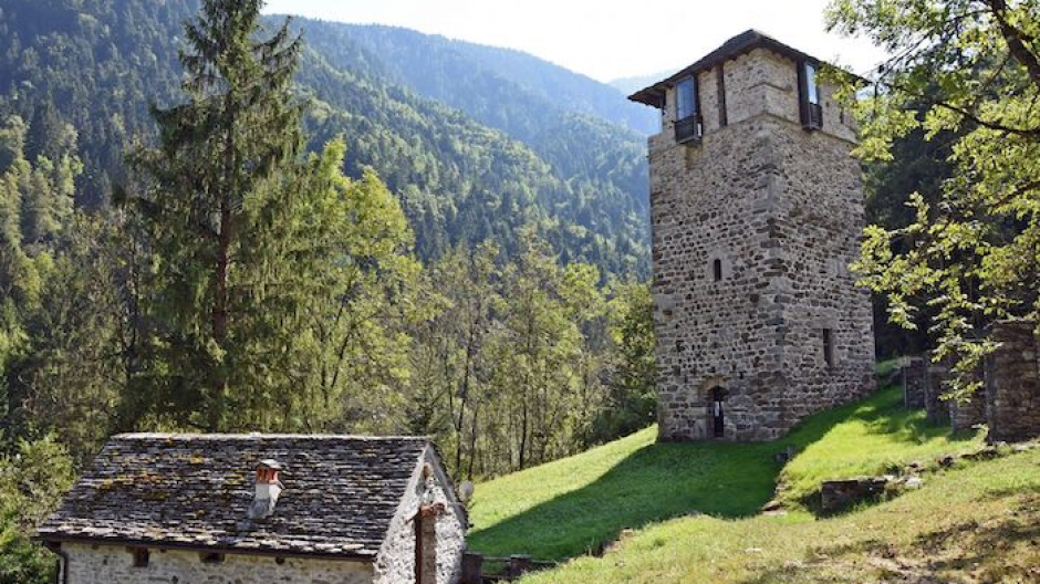 Carlo Bossone, una mostra alla Torre di Battiggio 
