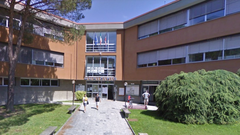 Villa, interrogazioni e richieste di chiarimenti su RSA e case popolari