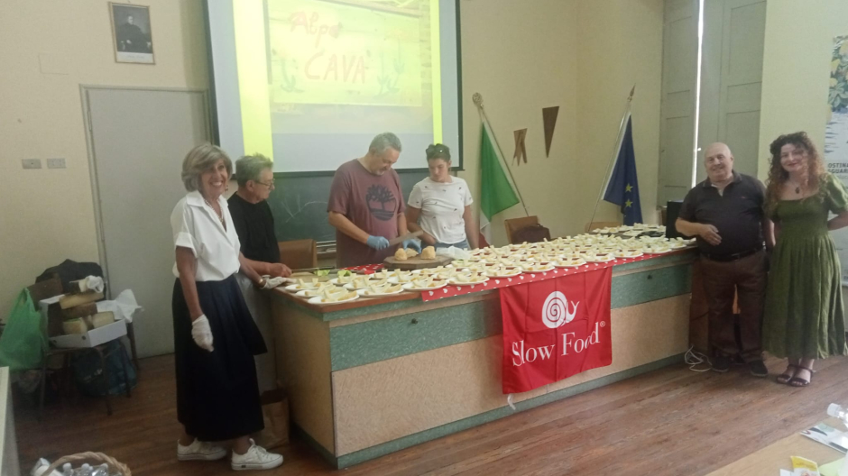 Una degustazione di formaggi italiani e svizzeri per il centenario dell'Expo