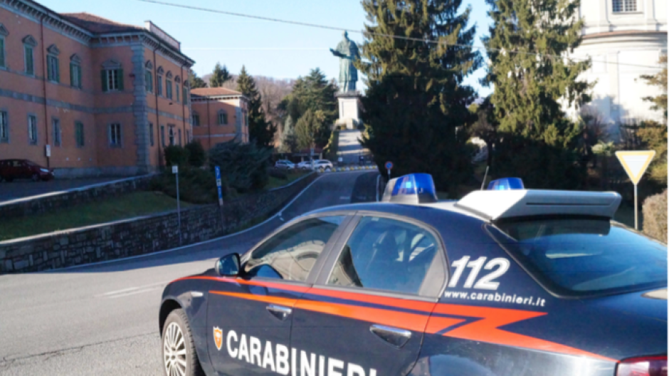Tentata rapina a mano armata a un bazar cinese, 27enne denunciato