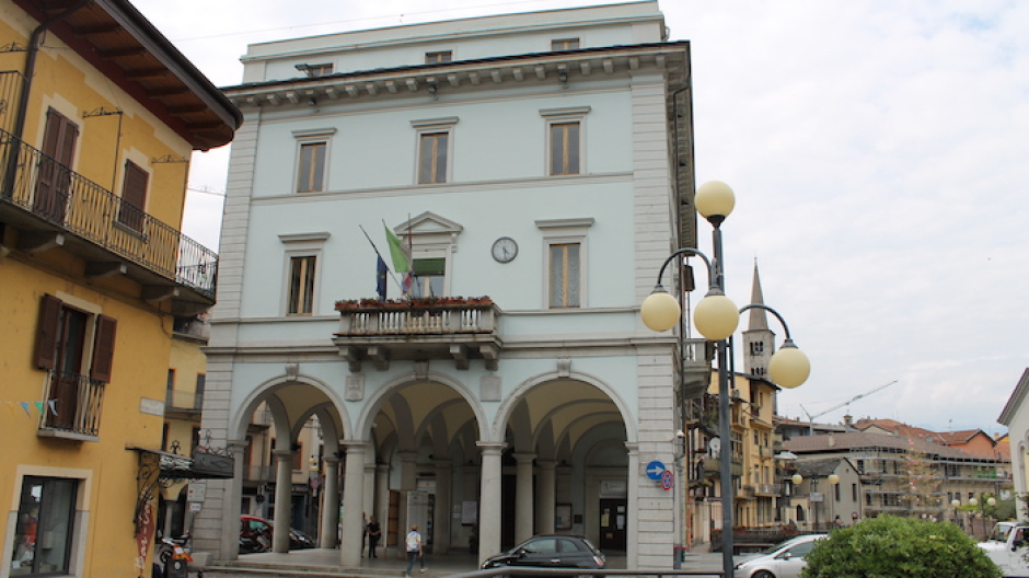 L'amministrazione di Omegna in difesa di Moscatiello e del VCO Pride a 