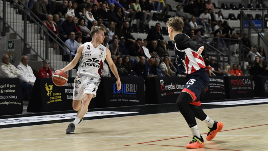 Paffoni Lumezzane 103-95: terza vittoria casalinga per i cusiani  
