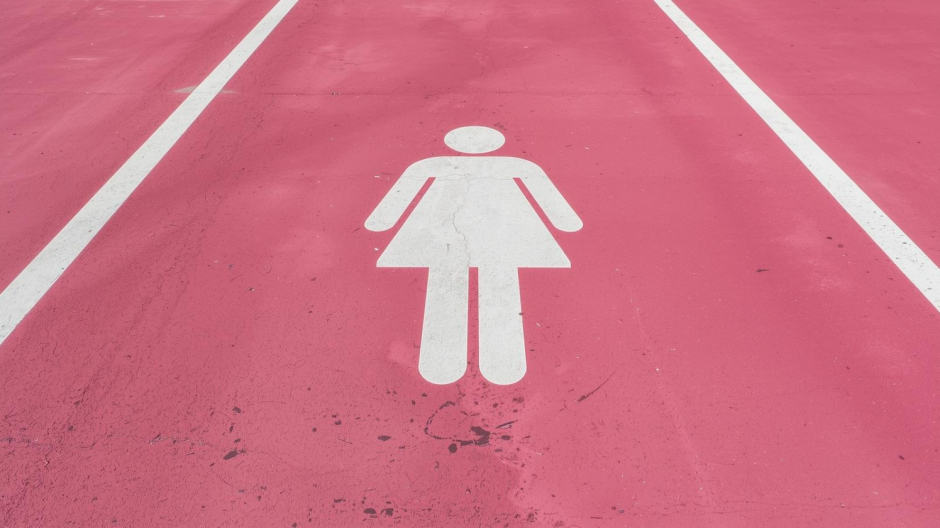 Domodossola: parcheggi rosa per donne in attesa e neo-mamme. La mozione della Lega