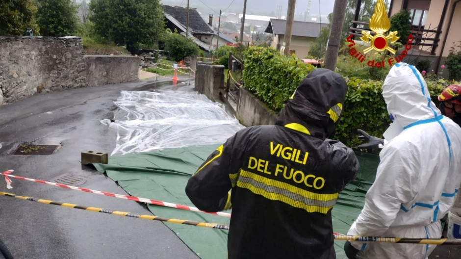 Pieve Vergonte: sversamento di mercurio in strada, si indaga
