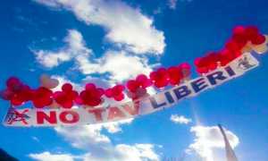 no tav liberi palloncini