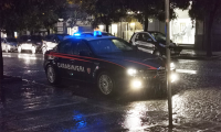 notte pioggia domo auto