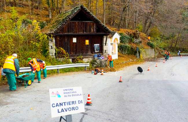 operai lavoro cantiere altaossola