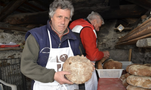 pane nero forno macugnaga