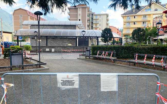 parchetto stazione vista bus