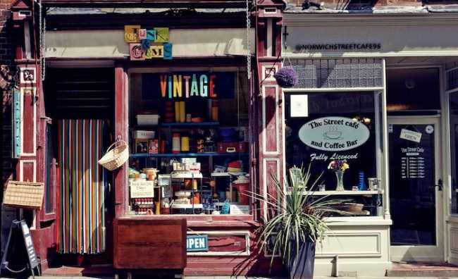 pexels suzy hazelwood 2309235