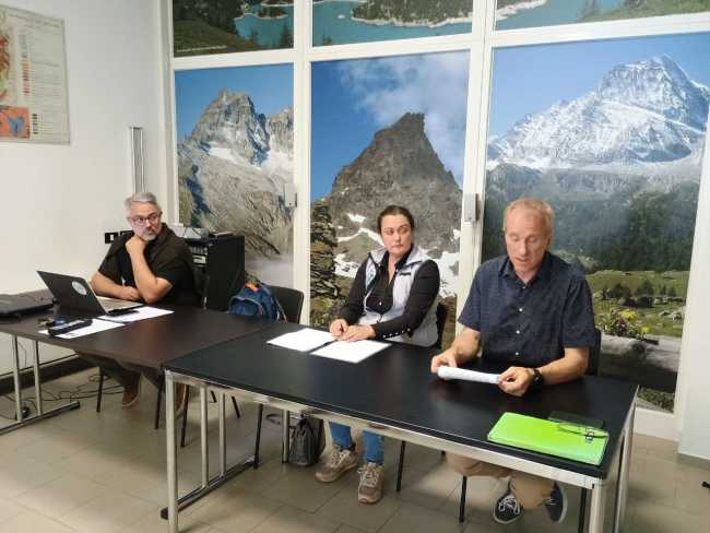 photo17195771853