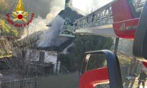 photo5764731012390174427