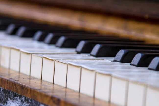 pianoforteconcertobenfico 700