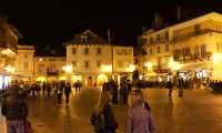 piazza mercato notte.jpg