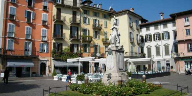 piazza ranzoni intra