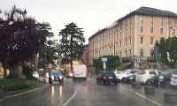 pioggia piazza stazione auto
