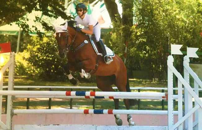 piovani cavallo salto frontale