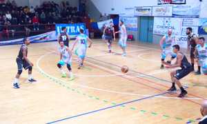 poli opposti basket azione