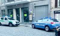 polizia vigili auto centro