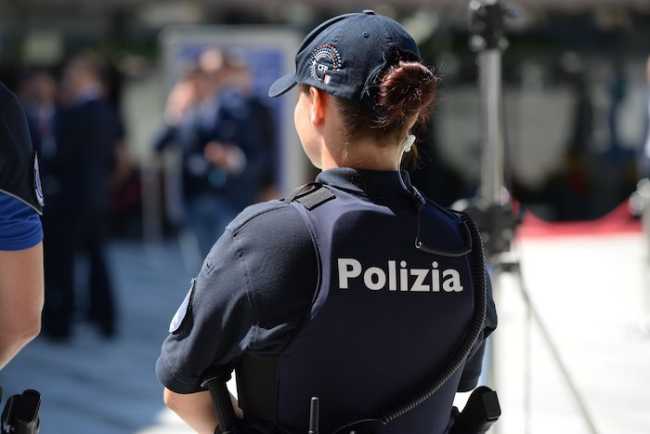poliziotta ticinese
