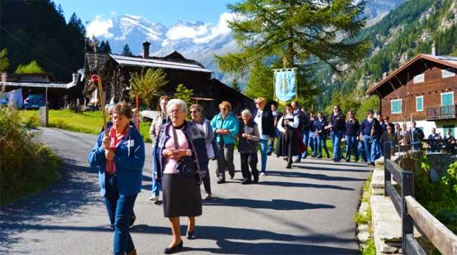 processione macugnaga madonna fornarelli