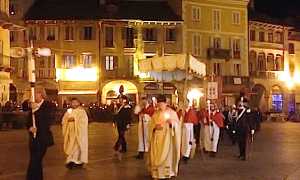 processione pasqua mercato